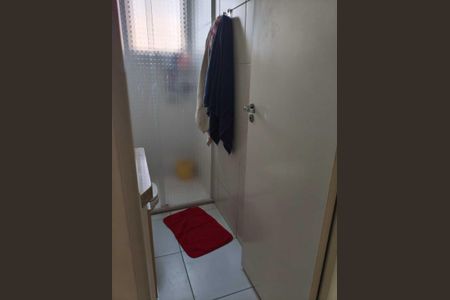 Banheiro de apartamento à venda com 2 quartos, 57m² em Vila Gumercindo, São Paulo