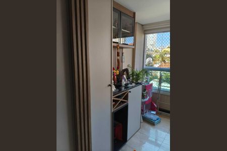Sala de apartamento à venda com 2 quartos, 57m² em Vila Gumercindo, São Paulo