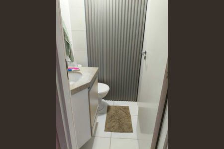 Apartamento à venda com 57m², 2 quartos e 1 vaga Apartamento à venda com 57m², 2 quartos e 1 vagaBanheiro