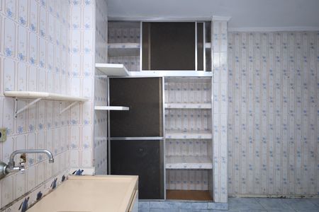 Casa para alugar com 140m², 2 quartos e 2 vagasCozinha