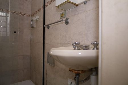 Casa para alugar com 140m², 2 quartos e 2 vagasBanheiro 3