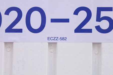 Casa para alugar com 140m², 2 quartos e 2 vagasPlaca instalada no portão do imóvel em 02.06.2026 - Código da placa: ECZZ-582
