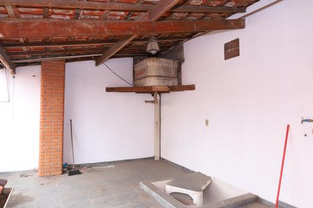 Casa para alugar com 140m², 2 quartos e 2 vagasÁrea de Serviço 2