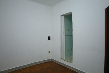 Casa para alugar com 140m², 2 quartos e 2 vagasQuarto 2