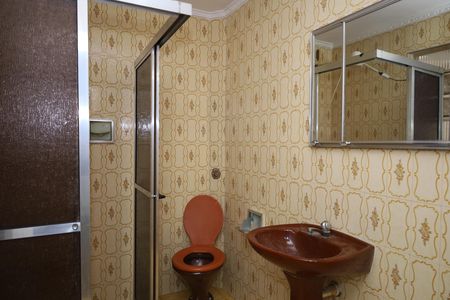 Casa para alugar com 140m², 2 quartos e 2 vagasBanheiro 1