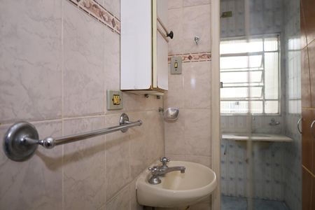 Casa para alugar com 140m², 2 quartos e 2 vagasBanheiro 3