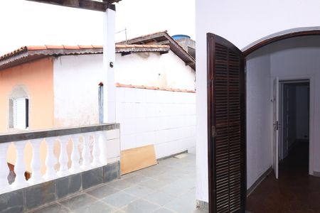 Casa para alugar com 140m², 2 quartos e 2 vagasVaranda
