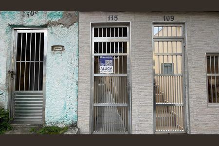Casa para alugar com 55m², 2 quartos e sem vaga Casa para alugar com 55m², 2 quartos e sem vagaFachada+Placa