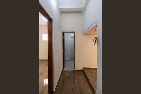 Casa para alugar com 55m², 2 quartos e sem vaga Casa para alugar com 55m², 2 quartos e sem vagaCorredor