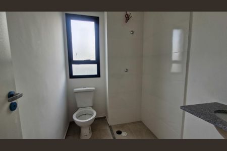 Banheiro de apartamento à venda com 1 quarto, 22m² em Jardim Prudência, São Paulo