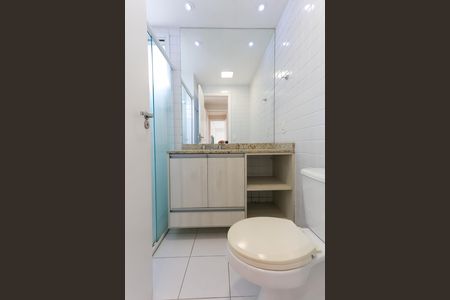 Apartamento para alugar com 87m², 2 quartos e 2 vagas Apartamento para alugar com 87m², 2 quartos e 2 vagasBanheiro da Suíte