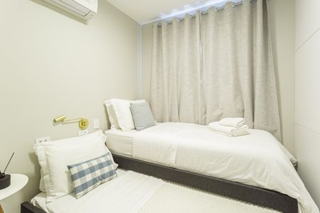 Quarto 1 de apartamento à venda com 2 quartos, 50m² em Vila Olímpia, São Paulo