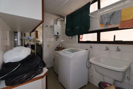 Apartamento à venda com 158m², 4 quartos e 2 vagasÁrea de Serviço