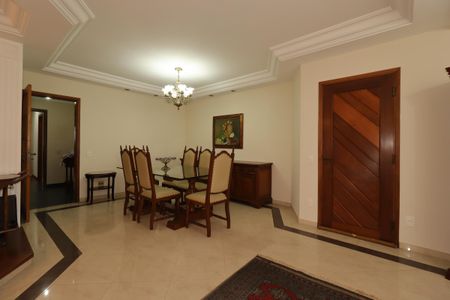 Apartamento à venda com 158m², 4 quartos e 2 vagasSala