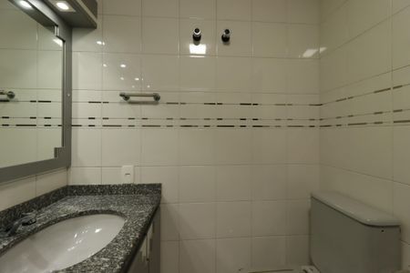 Apartamento à venda com 158m², 4 quartos e 2 vagasBanheiro Social