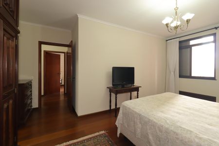 Apartamento à venda com 158m², 4 quartos e 2 vagasSuíte