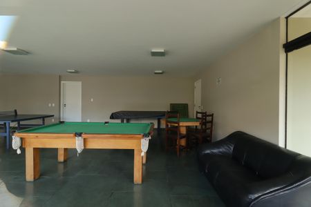 Apartamento à venda com 158m², 4 quartos e 2 vagasÁrea Comum - Salão de Jogos