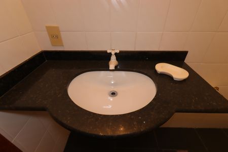 Apartamento à venda com 158m², 4 quartos e 2 vagasLavabo
