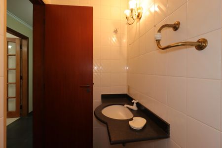 Apartamento à venda com 158m², 4 quartos e 2 vagasLavabo