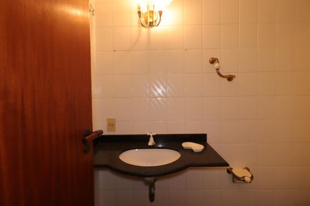 Apartamento à venda com 158m², 4 quartos e 2 vagasLavabo