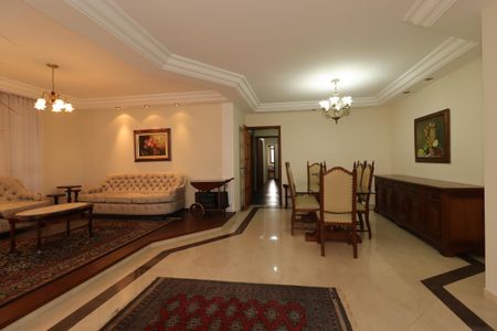 Apartamento à venda com 158m², 4 quartos e 2 vagasSala
