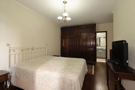 Apartamento à venda com 158m², 4 quartos e 2 vagasSuíte