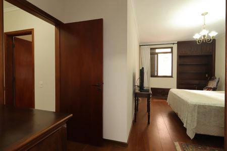Apartamento à venda com 158m², 4 quartos e 2 vagasSuíte