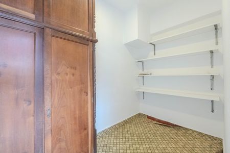 Apartamento à venda com 118m², 2 quartos e sem vaga Apartamento à venda com 118m², 2 quartos e sem vagaQuarto de Serviço