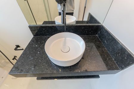 Apartamento à venda com 118m², 2 quartos e sem vaga Apartamento à venda com 118m², 2 quartos e sem vagaBanheiro