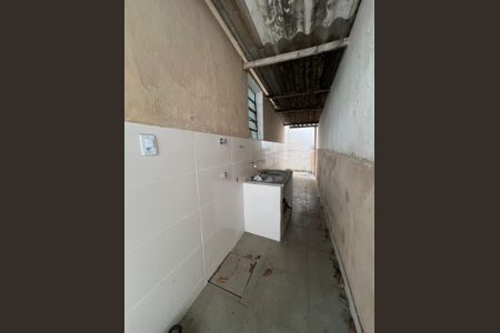 Área de Serviço de casa para alugar com 2 quartos, 90m² em Glória, Belo Horizonte