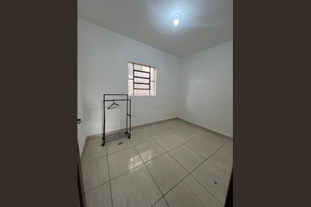 Quarto 2 de casa para alugar com 2 quartos, 90m² em Glória, Belo Horizonte