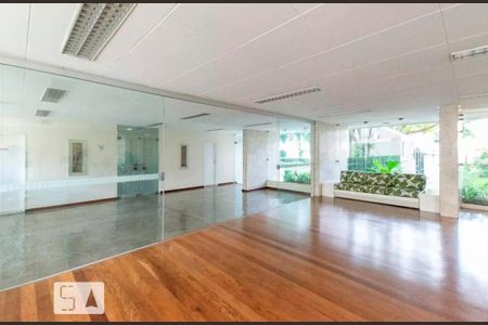 Apartamento à venda com 75m², 3 quartos e 1 vaga Apartamento à venda com 75m², 3 quartos e 1 vagaÁrea comum - Salão de festas