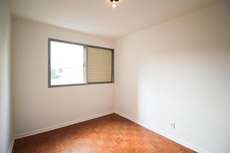 Quarto 1 de apartamento para alugar com 3 quartos, 75m² em Itaim Bibi, São Paulo
