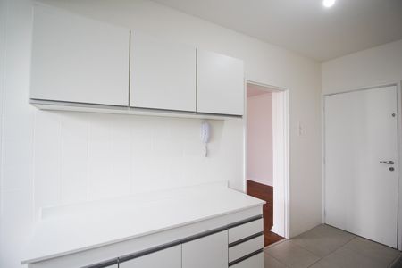 Apartamento à venda com 75m², 3 quartos e 1 vaga Apartamento à venda com 75m², 3 quartos e 1 vagaCozinha