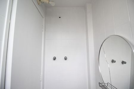 Apartamento à venda com 75m², 3 quartos e 1 vaga Apartamento à venda com 75m², 3 quartos e 1 vagaBanheiro de serviço