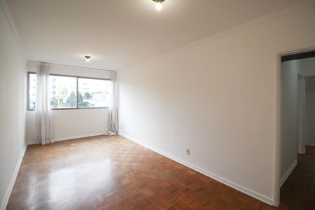 Sala de apartamento para alugar com 3 quartos, 75m² em Itaim Bibi, São Paulo
