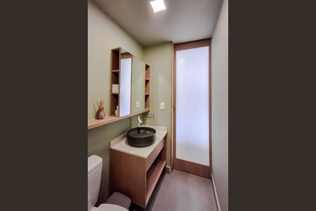 Studio à venda com 28m², 1 quarto e sem vaga Studio à venda com 28m², 1 quarto e sem vagaBanheiro