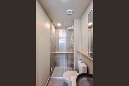 Studio à venda com 28m², 1 quarto e sem vaga Studio à venda com 28m², 1 quarto e sem vagaBanheiro