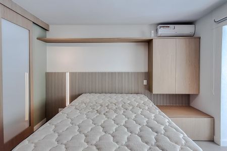 Studio à venda com 28m², 1 quarto e sem vaga Studio à venda com 28m², 1 quarto e sem vagaStudio