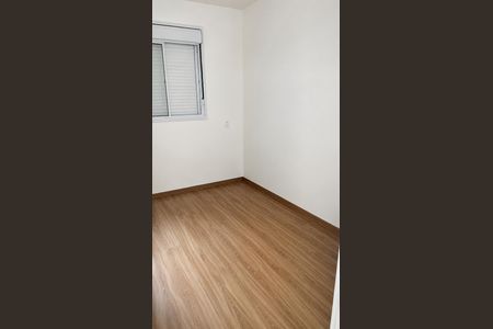 Quarto de apartamento à venda com 2 quartos, 46m² em Piratininga, Osasco