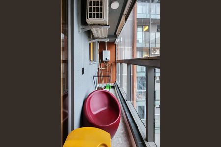 Varanda  de apartamento à venda com 2 quartos, 38m² em Santo Cristo, Rio de Janeiro