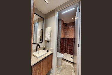 Apartamento à venda com 38m², 2 quartos e 1 vaga Apartamento à venda com 38m², 2 quartos e 1 vagaBanheiro Social