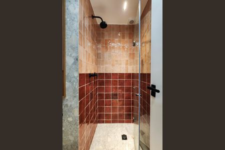 Apartamento à venda com 38m², 2 quartos e 1 vaga Apartamento à venda com 38m², 2 quartos e 1 vagaBanheiro Social
