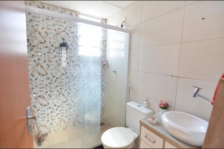 Apartamento à venda com 50m², 2 quartos e 1 vaga Apartamento à venda com 50m², 2 quartos e 1 vagaBanheiro