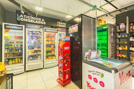 Apartamento para alugar com 57m², 2 quartos e 1 vaga Apartamento para alugar com 57m², 2 quartos e 1 vagaMini Mercado