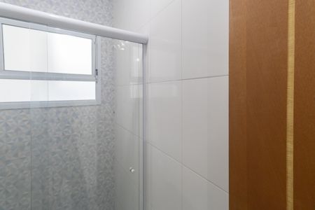 Banheiro de apartamento para alugar com 1 quarto, 40m² em Vila Mazzei, São Paulo