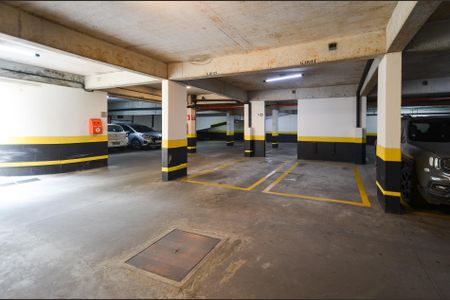Apartamento à venda com 76m², 2 quartos e 1 vaga Apartamento à venda com 76m², 2 quartos e 1 vagaGaragem