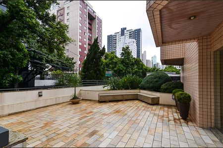 Apartamento à venda com 76m², 2 quartos e 1 vaga Apartamento à venda com 76m², 2 quartos e 1 vagaEntrada