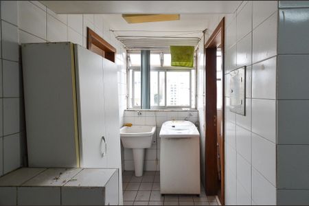 Apartamento à venda com 76m², 2 quartos e 1 vaga Apartamento à venda com 76m², 2 quartos e 1 vagaÁrea de Serviço