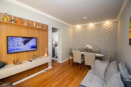 Sala de apartamento à venda com 3 quartos, 76m² em Fonte Grande, Contagem